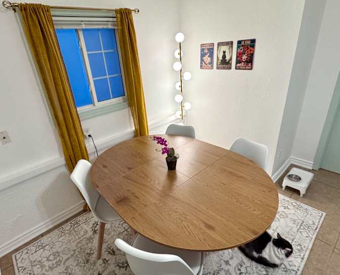 Jennica's room
