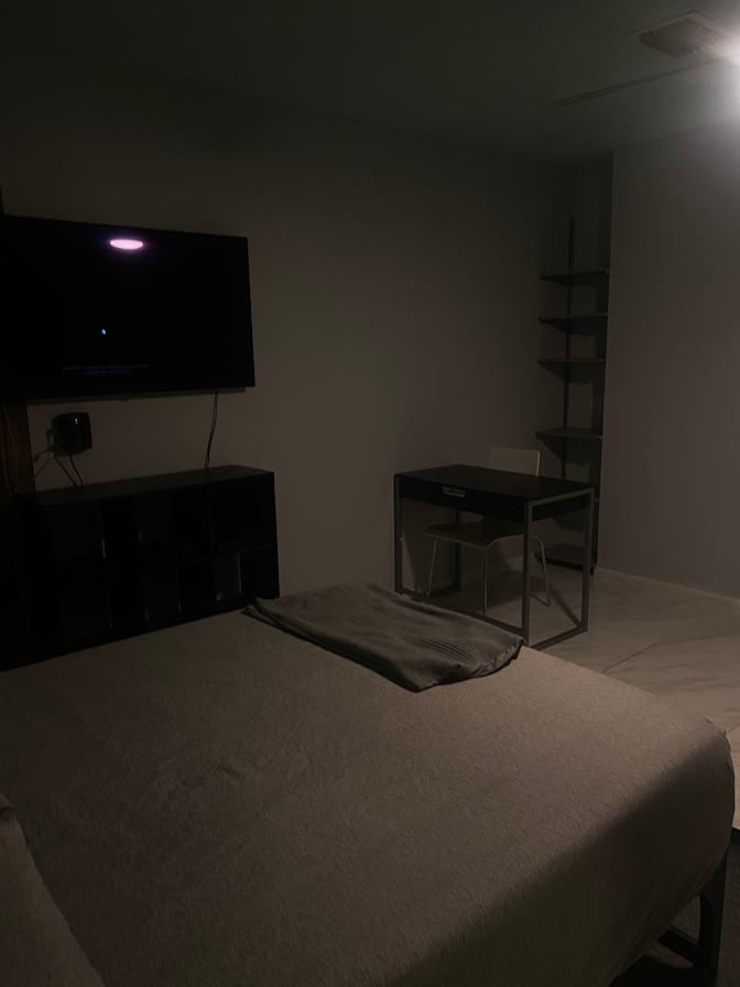Colombian queen's room