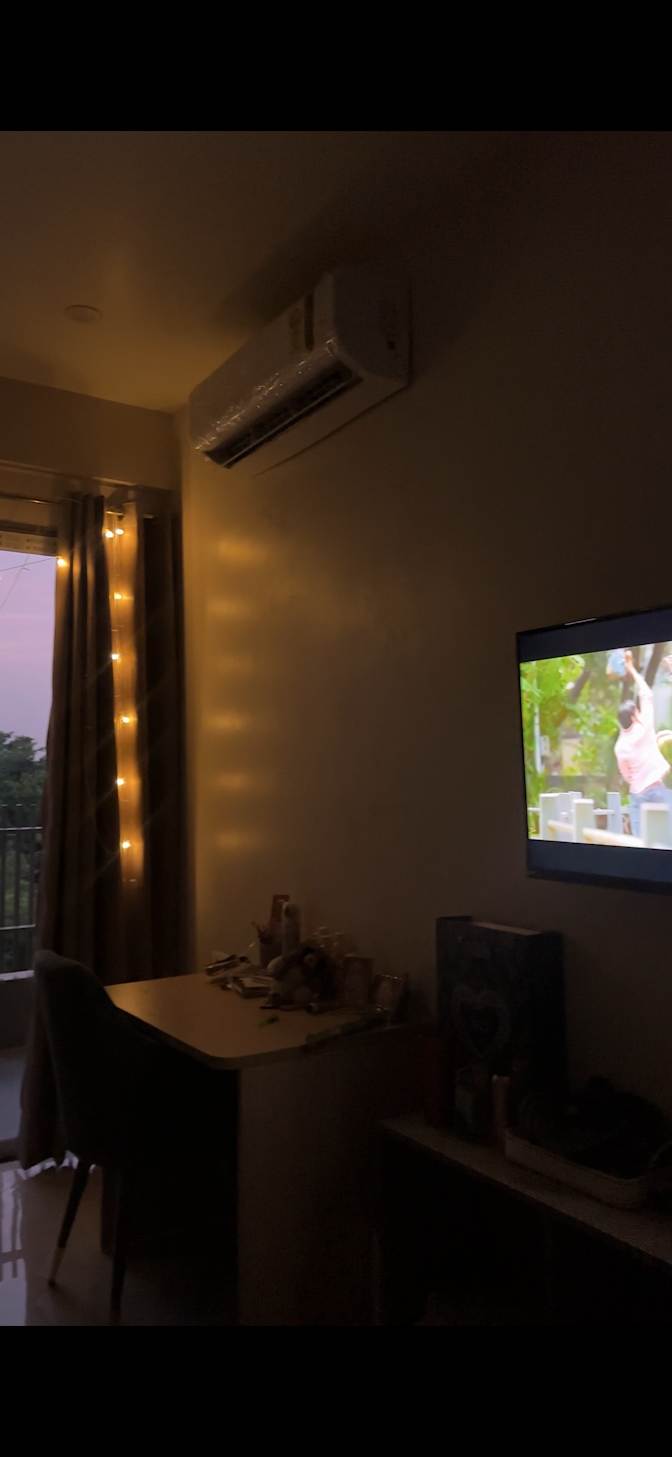 Aashna's room
