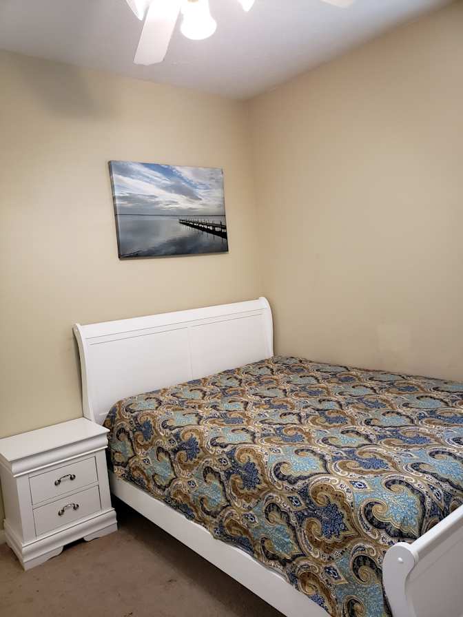 Hong's room
