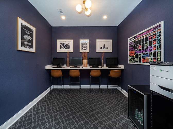 Alcove Rooms's room