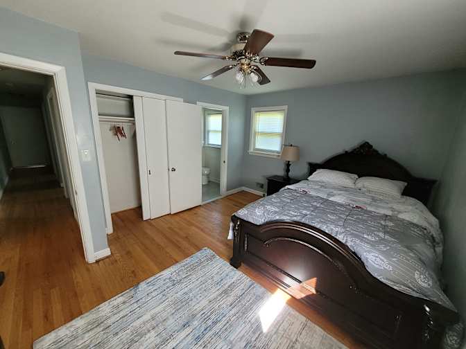 Muadi's room