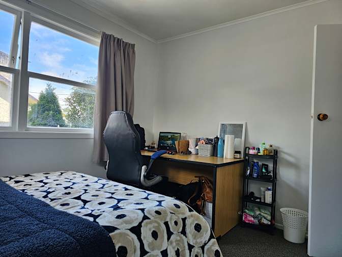 Samantha's room