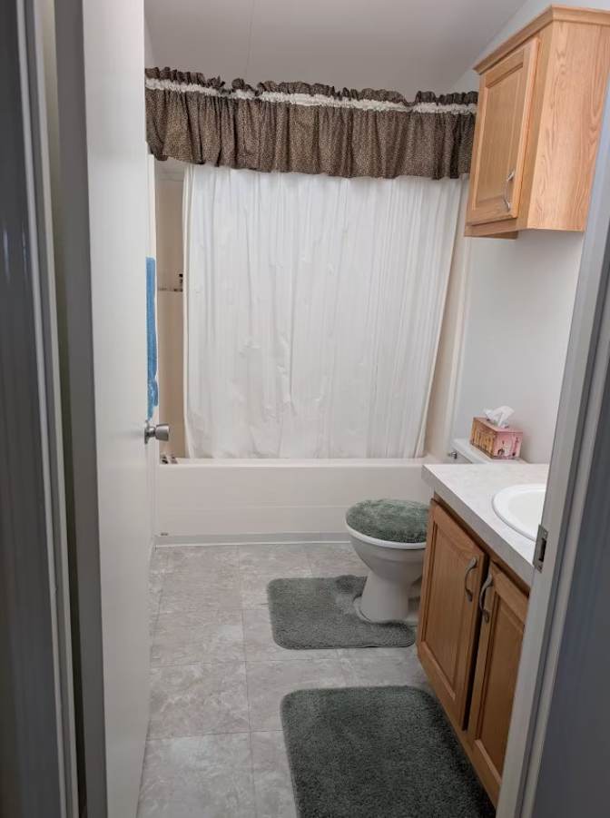 Jennifer's room