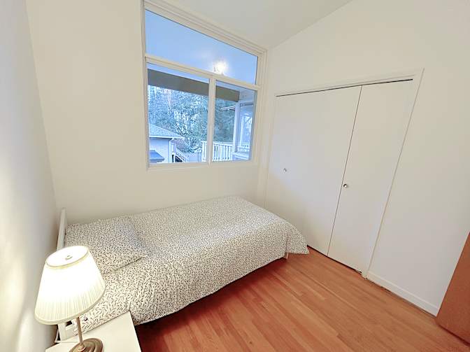 Shirin's room