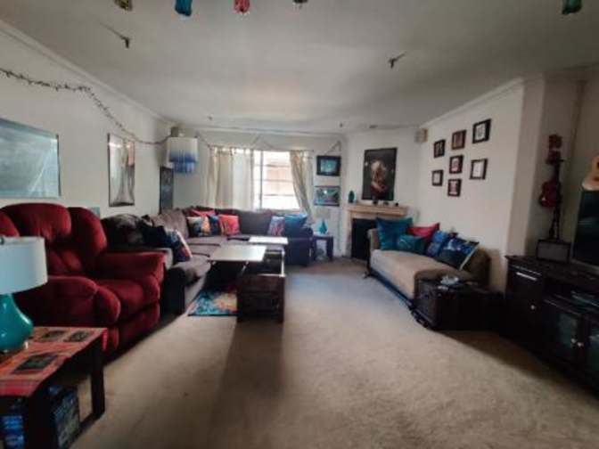 D's room