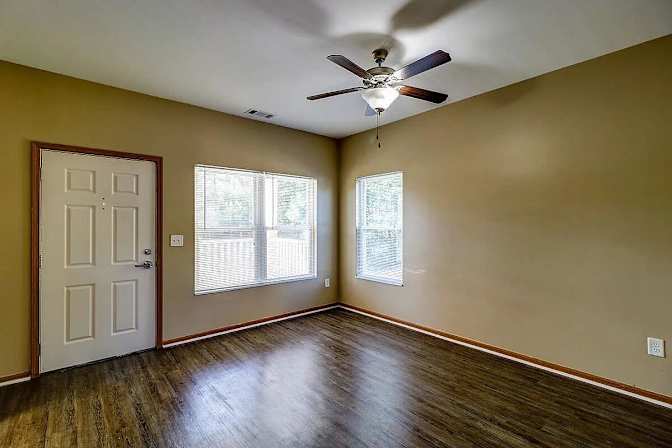 chrylecia's room