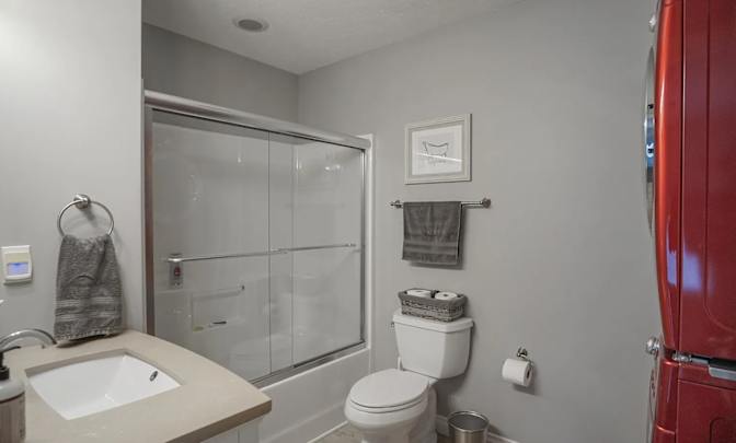Steven Larsen's room
