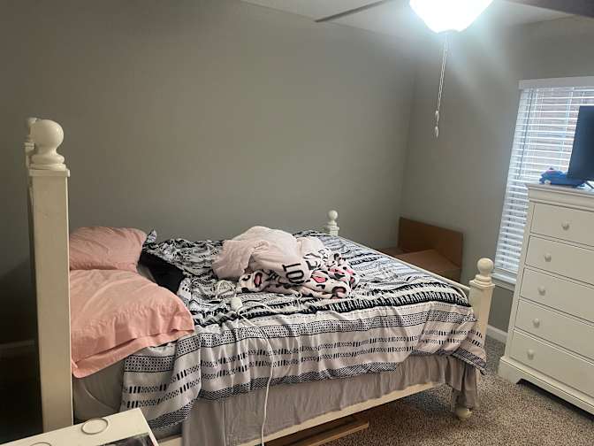 Mia's room