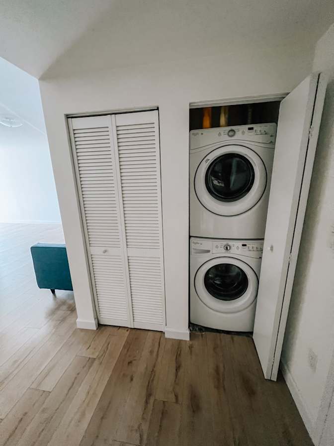 Estefani Reyes's room