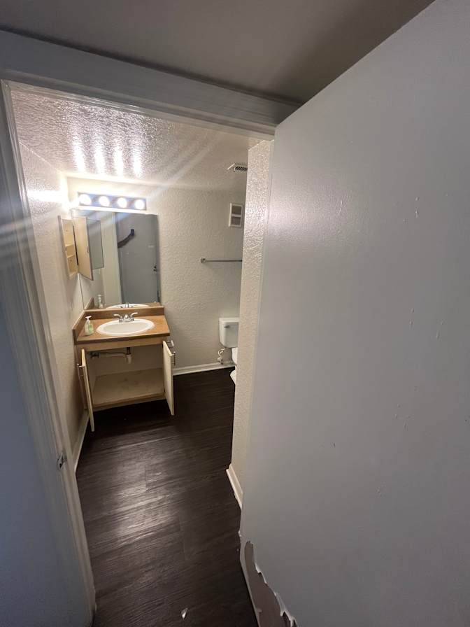 Qui's room
