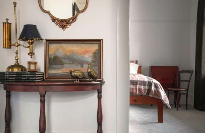 Thuy's room