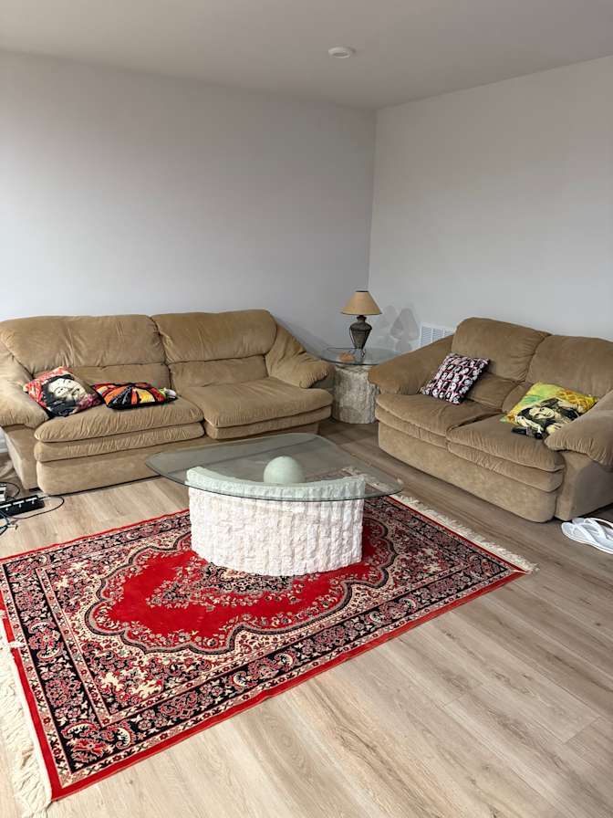 Ravi's room