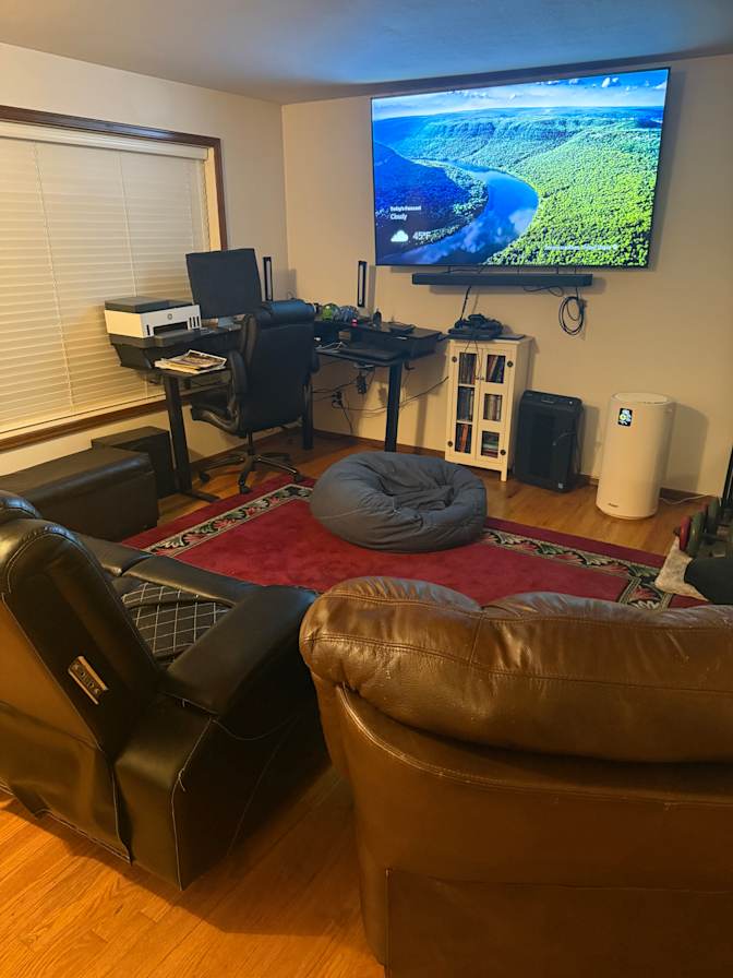 Os. C's room