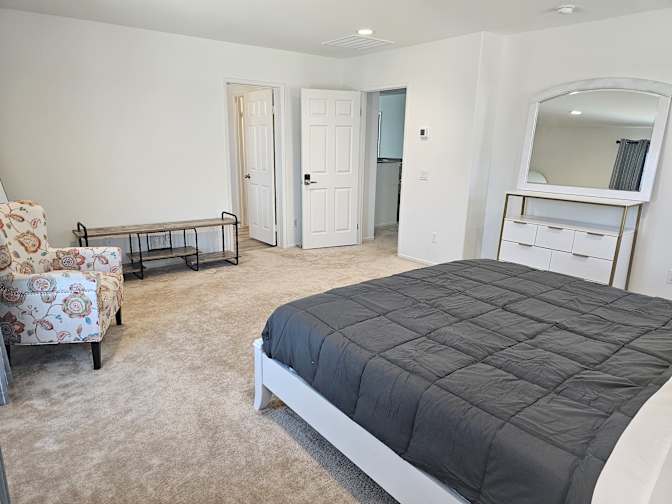 Rolando Retana's room