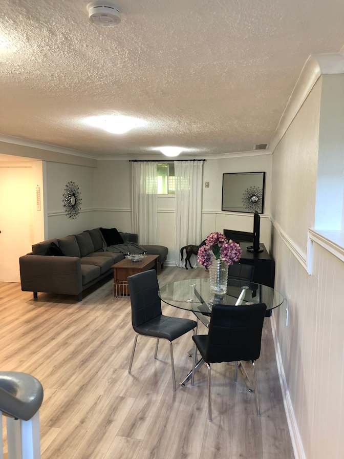 Jen's room