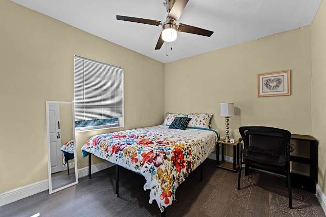 PadSplit's room