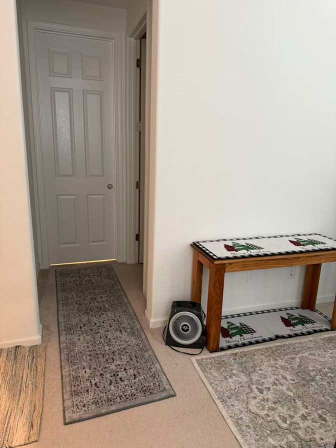 Lina Li's room