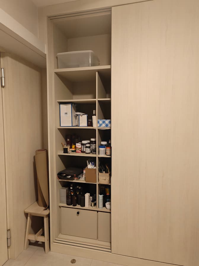Waterstonz's room