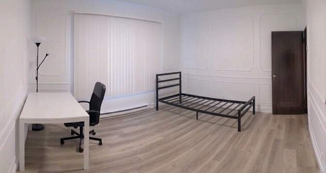 Leon's room