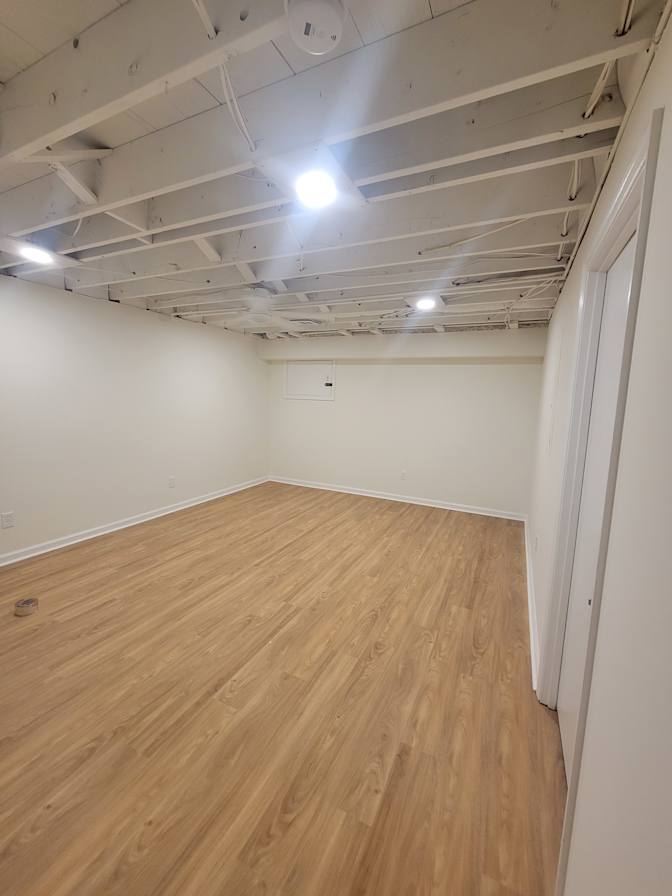 kleeatlgaATgmailcom's room