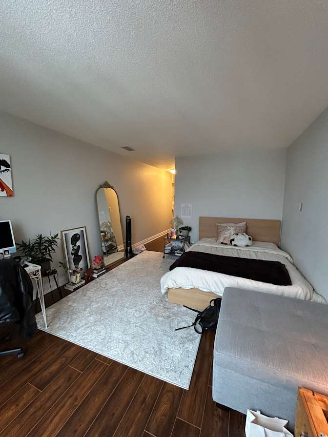 Faatimah Hassan's room