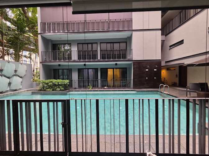 sam chen's room
