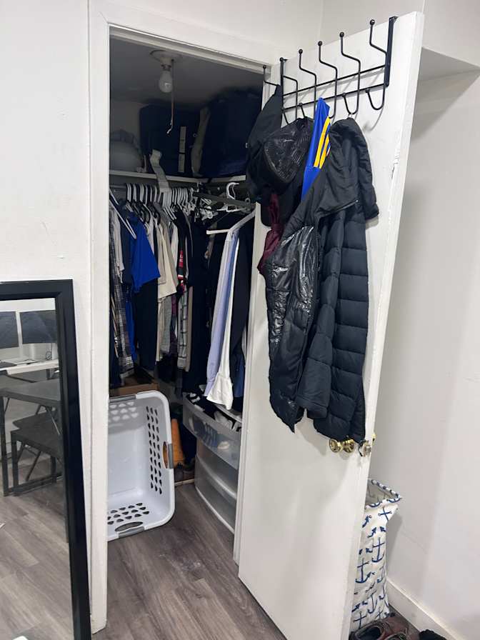 Zeynep's room