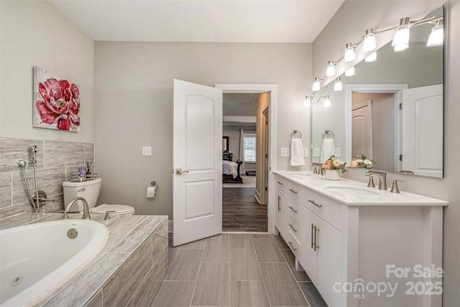 Alcove Rooms's room