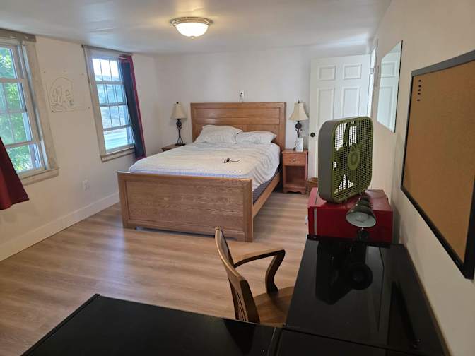 Steven's room