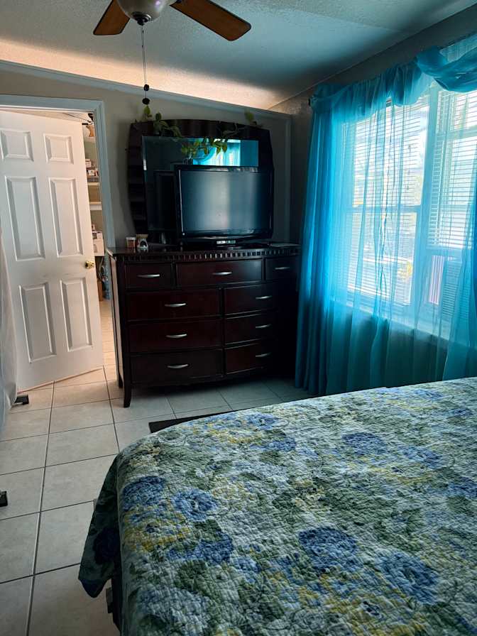Jennifer's room