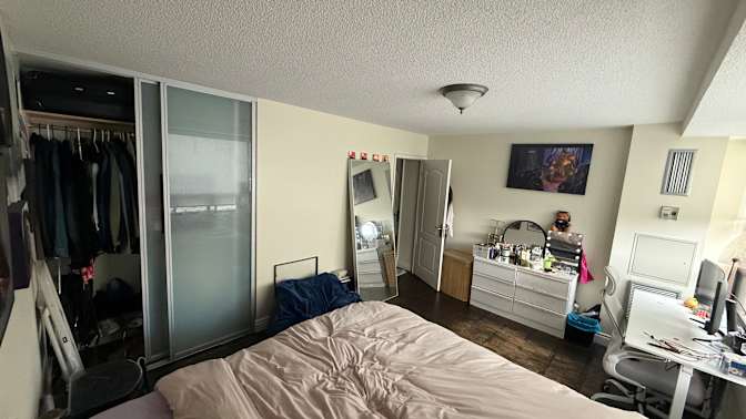Toyosi's room