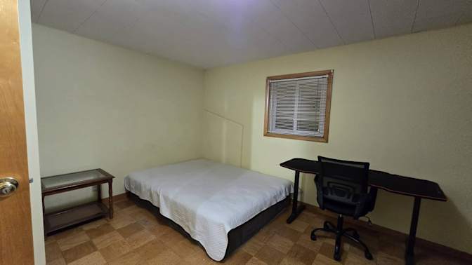 Mina's room