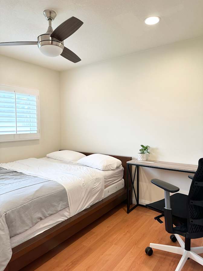 Khanh's room