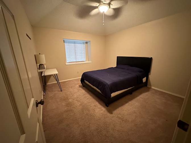 Chinda's room