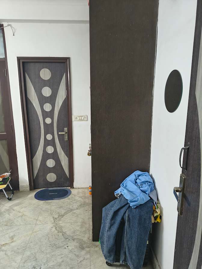 Isha's room