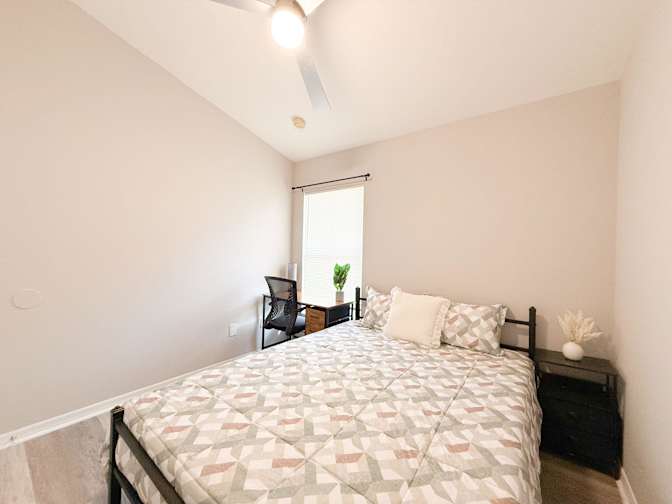 PadSplit's room