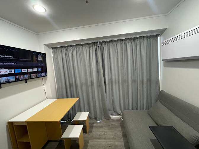Dave's room