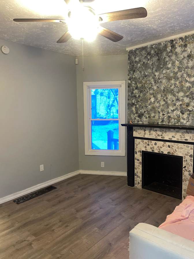 Ayesha's room