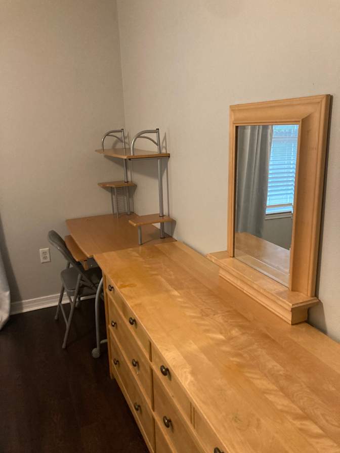 Michele H's room