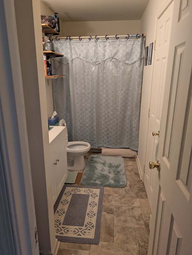 Richardo's room