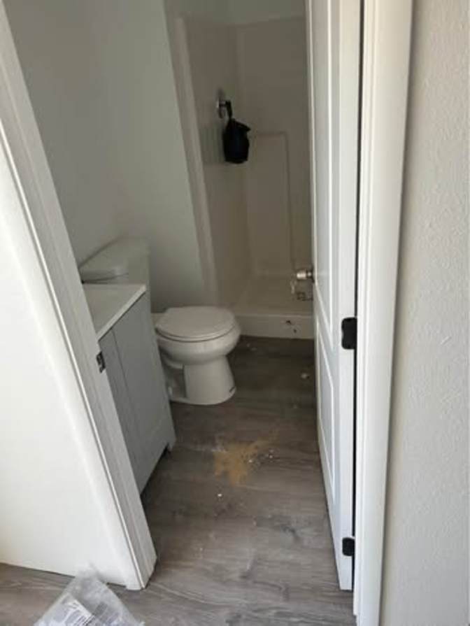 Fernando Vargas's room