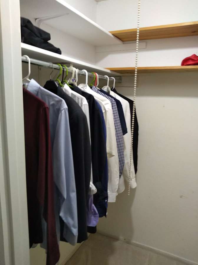 Waqar's room