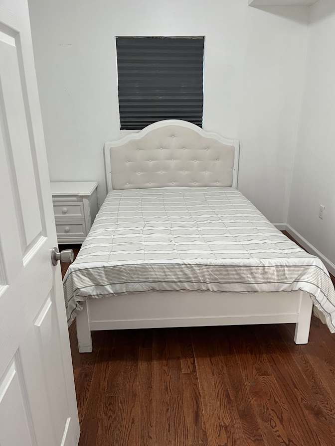 Orlando Medina's room