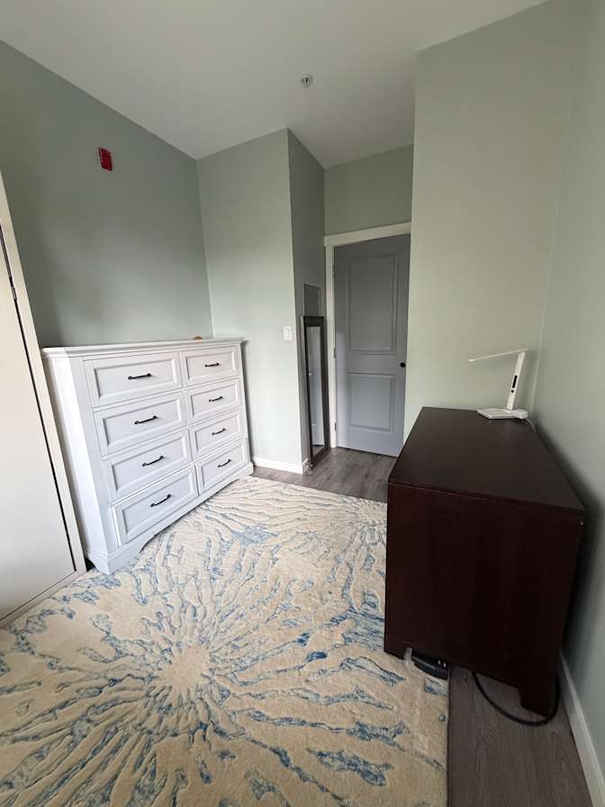 G's room