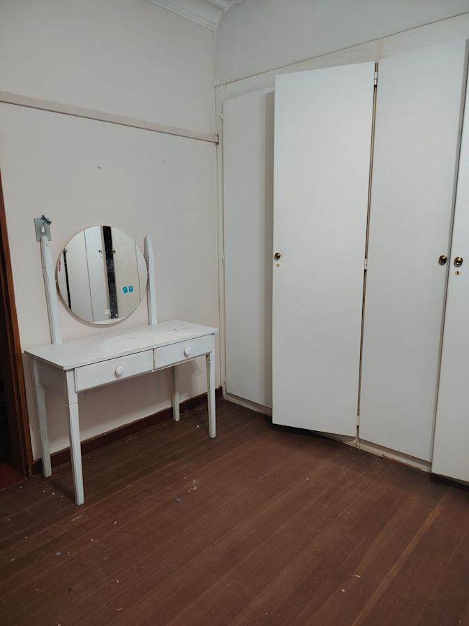 Thea de Nysschen's room