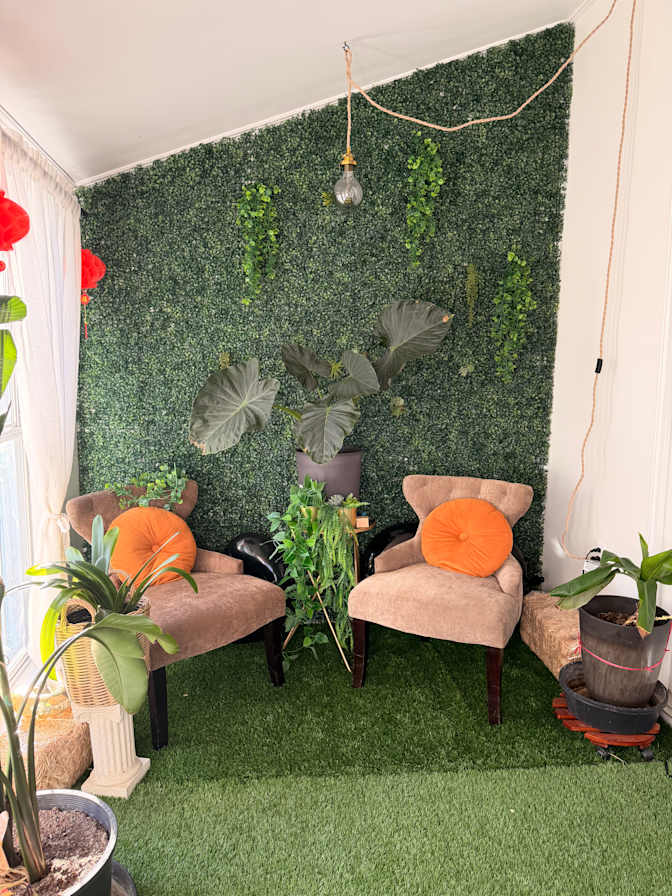 Mimi's room