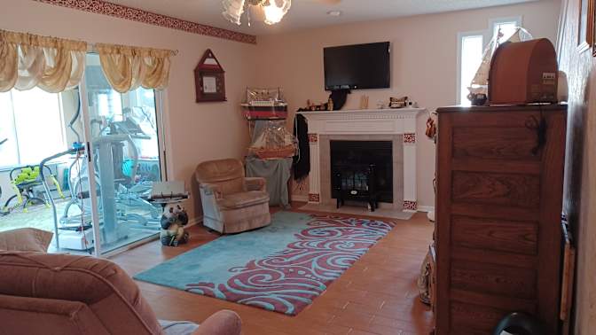 Carole tremblay's room