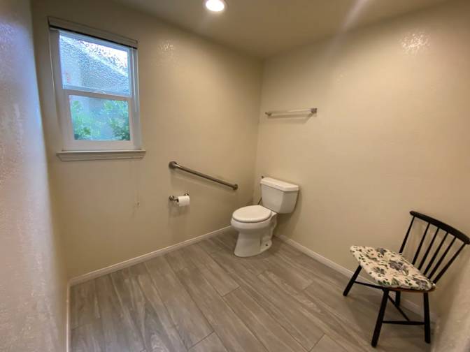 Hamid Tavakoli's room