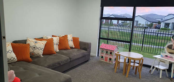 Hephzibah's room